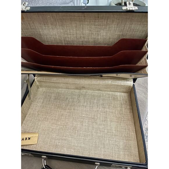 Vintage Sears Briefcase, Black 1950s with Key and Original Box - Picture 5 of 8